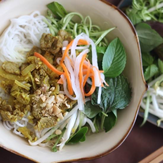 Vietnamese Beef with Vermicelli - Recipe photo by Boriville
