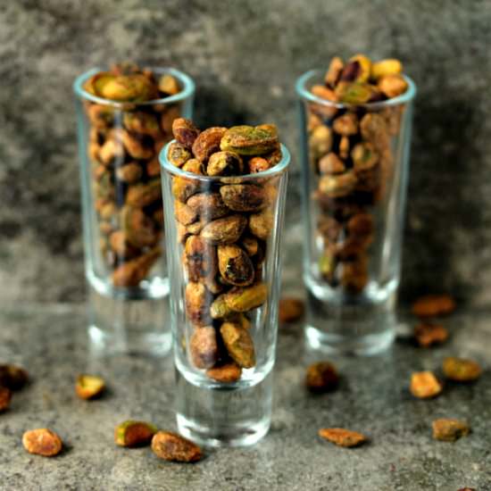 How to Toast Pistachios - Recipe photo by cravingsofalunatic