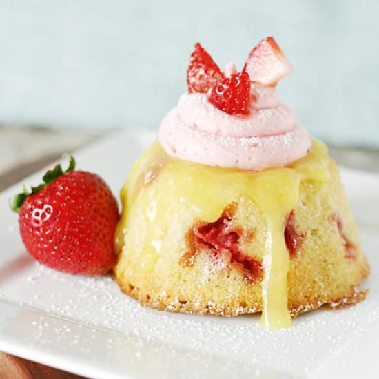 Strawberry Shortcake Bundt - Recipe photo by yummycrumble