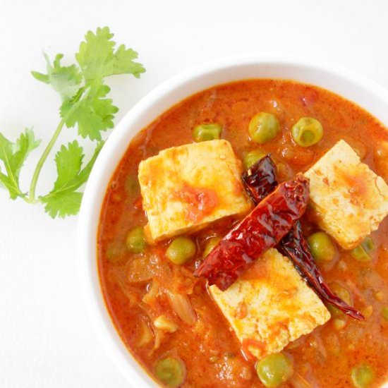 Tofu Matar Masala Curry - Recipe photo by nisahomey