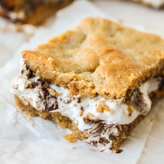 Peanut Butter S'mores Bars - Recipe photo by The Food Charlatan