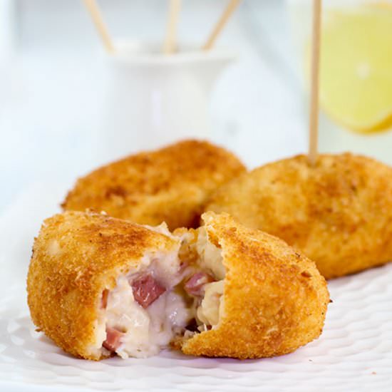 Authentic Spanish Croquetas - Recipe photo by danceofsaucepans