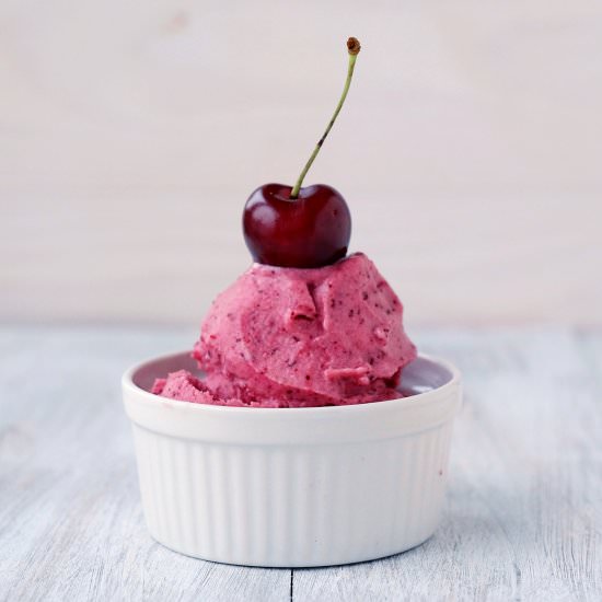 Cherry-Banana-Ice Cream - Recipe photo by Frl.Moonstruck