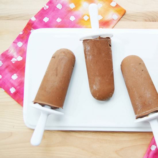 Vegan Fudgsicles - Recipe photo by alovelysideproject
