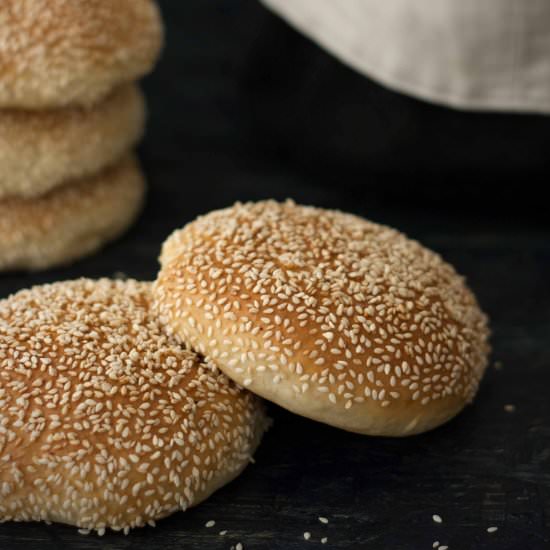 Homemade Burger Buns - Recipe photo by Nordic Food and Living