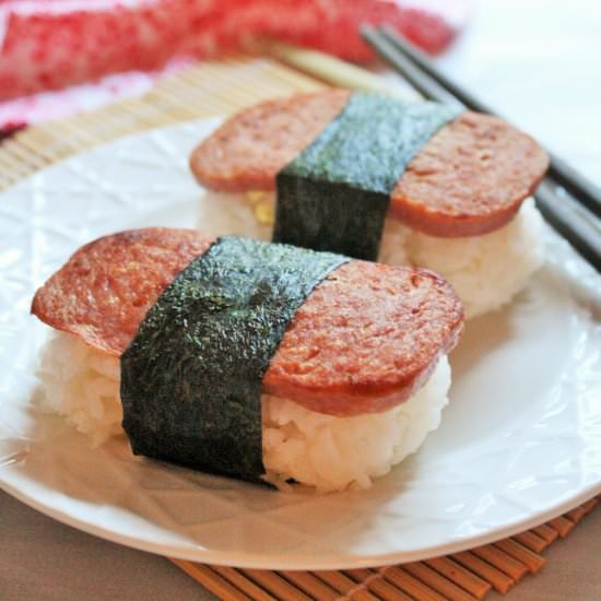 Spam Musubi - Recipe photo by thetastybite