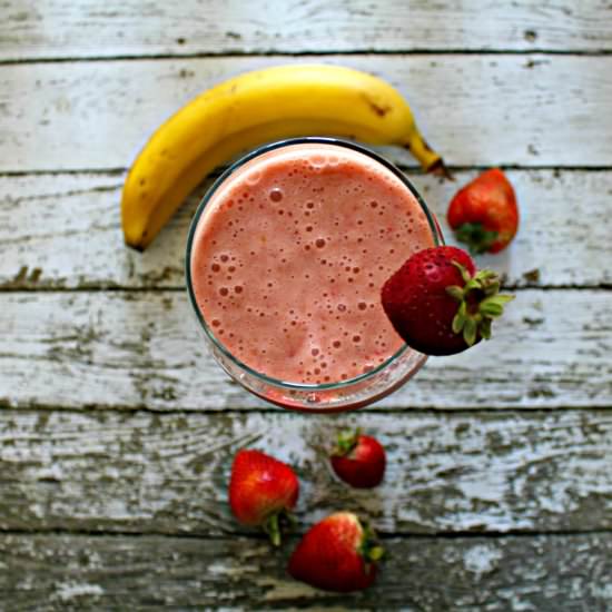 Strawberry Banana Frullo Smoothie - Recipe photo by WhispersInspire