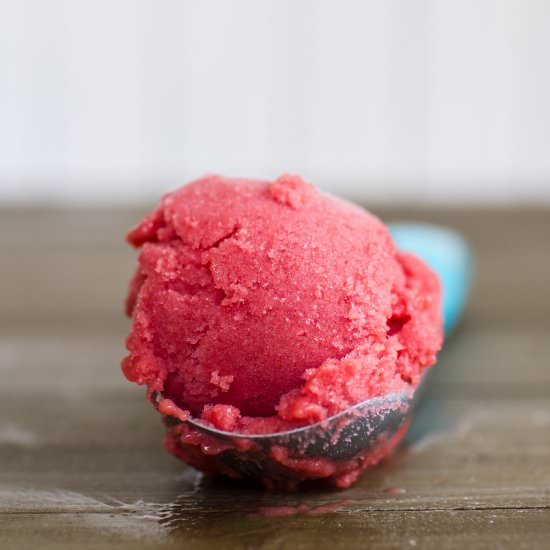 Peach Raspberry Sorbet - Recipe photo by edibleASH
