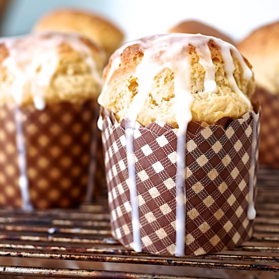Gluten-Free Lemonade Cakes - Recipe photo by silviacucina