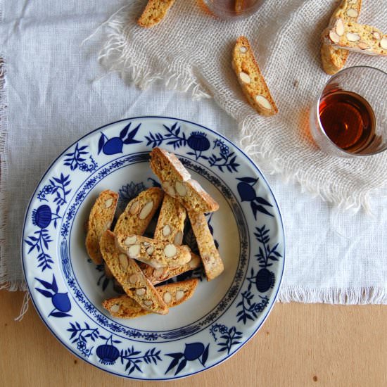 Amaranth cantuccini - Recipe photo by Technicolor Kitchen