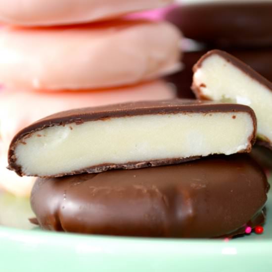 Peppermint Patties - Recipe photo by bakerangel.com