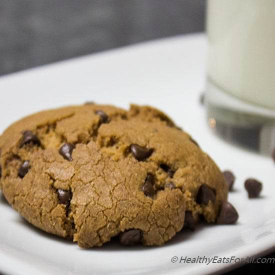 Oat Flour Chocolate Chip Cookies - Recipe photo by healthyeatsforall