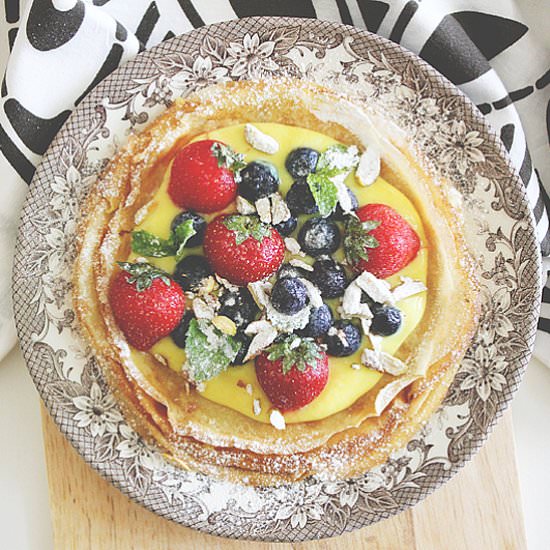 Crepe with Saffron Sauce - Recipe photo by MunatyCooking