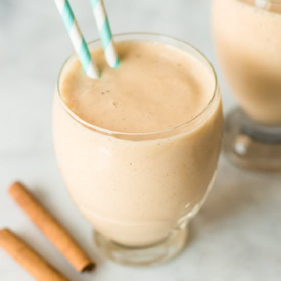 Spicy Pineapple Peach Smoothie - Recipe photo by PrimaveraKitchen