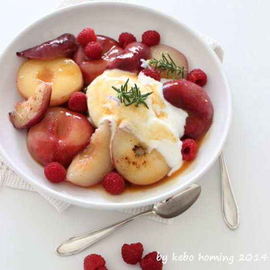 Caramelized Peaches - Recipe photo by Kebo homing