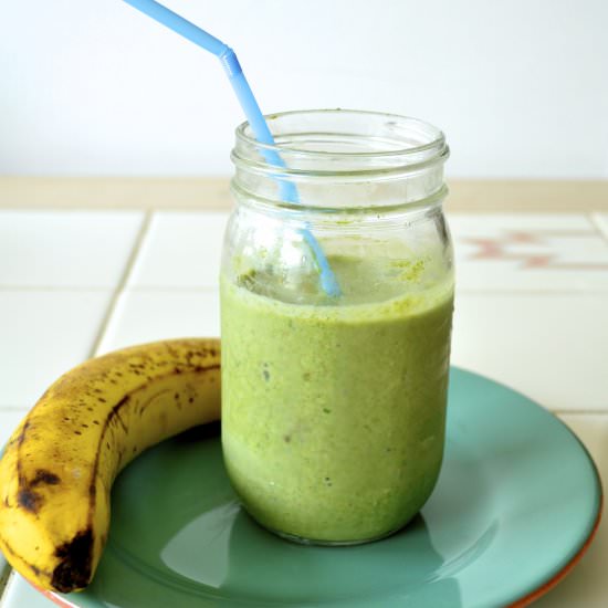 Post-Workout Green Smoothie - Recipe photo by thefoodiedietitian
