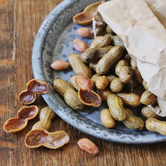 Boiled Peanuts - Recipe photo by syrupandbiscuits