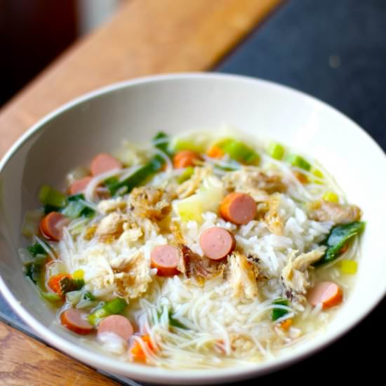 SOP AYAM MAMI | MY MAM'S CHICKEN - Recipe photo by oliviacooksinholland