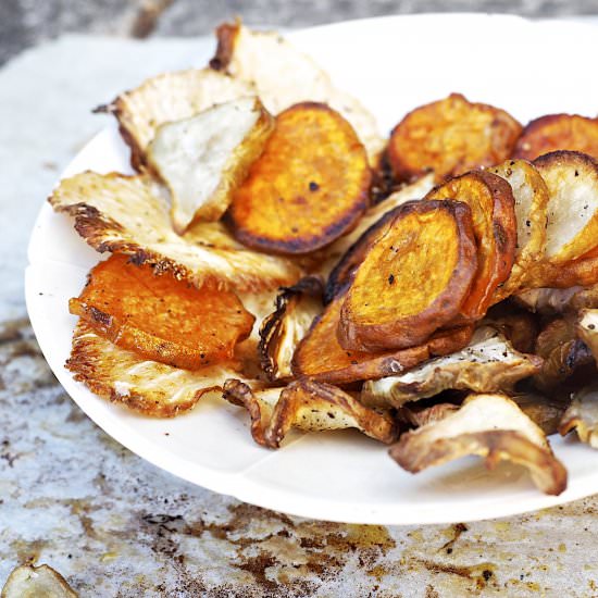 Root Vegetable Chips - Recipe photo by silviacucina