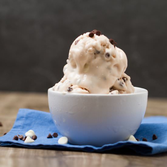Tart Cherry Fro-yo - Recipe photo by ArisMenu