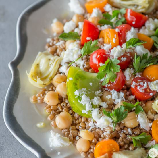 Za'atar Tossed Wheat Berry Salad - Recipe photo by LoveAndGarnish