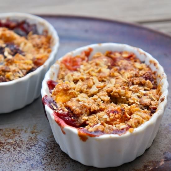Mango berry ginger crisp - Recipe photo by riceandcoconut
