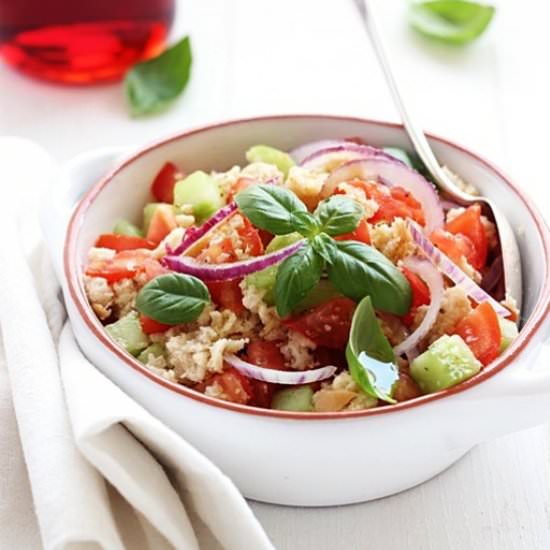 Panzanella Toscana - Recipe photo by momi