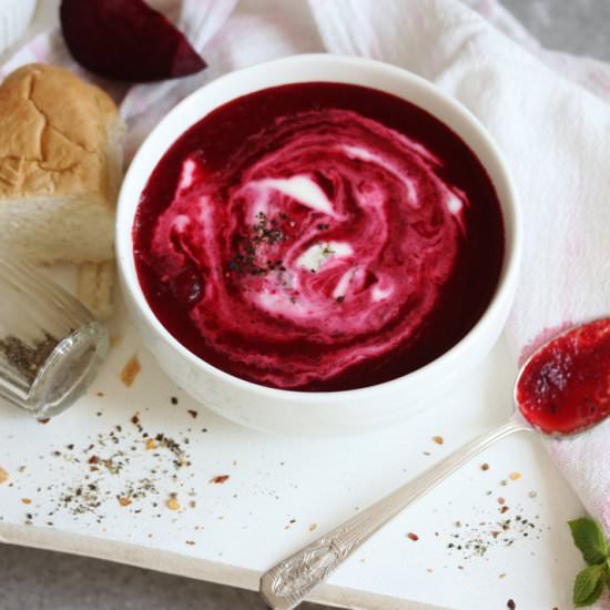 Beetroot Soup w. Greek Mint Yoghurt - Recipe photo by Beela