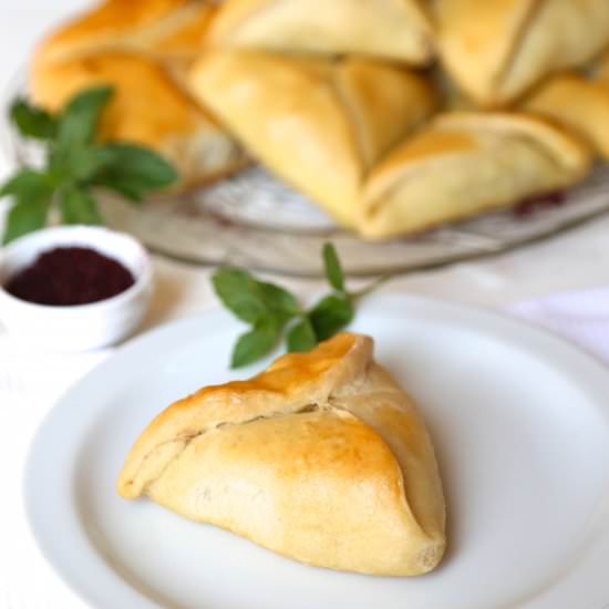 Spinach Pastries - Recipe photo by littlesunnykitchen