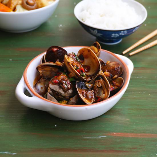 Clams With Black Bean Sauce - Recipe photo by seasaltwithfood