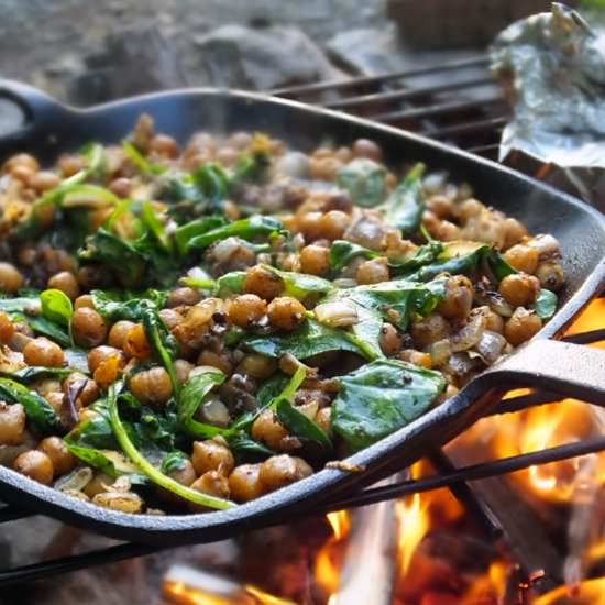 Spiced Camp Fire Chickpeas - Recipe photo by TangoRaindrop