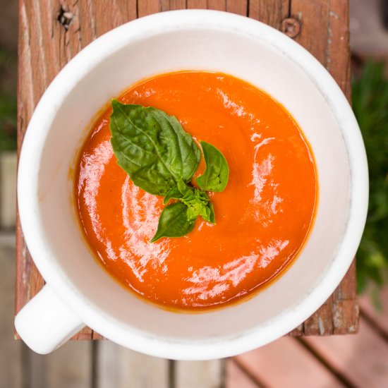Late Summer Tomato Soup - Recipe photo by soul-beet