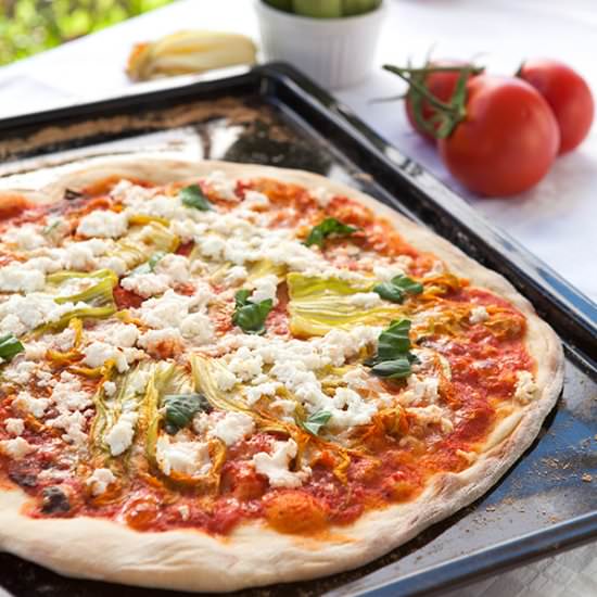 Squash Blossom pizza - Recipe photo by elenianag