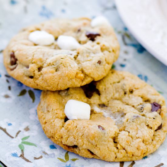 S'more Chocolate Chip Cookies - Recipe photo by a latte food