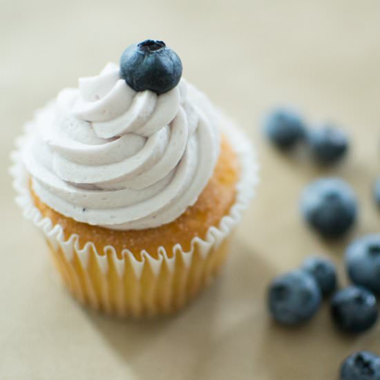 Blueberry Frosting - Recipe photo by maycontainsugar