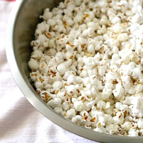 Stovetop Popcorn - Recipe photo by thekitchenarium