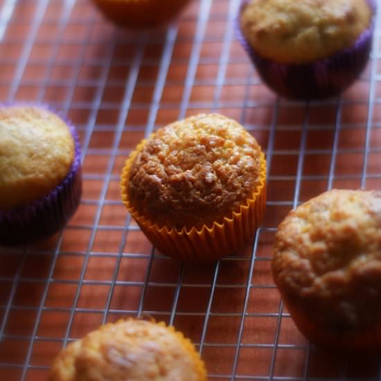 Bannana Muffins with Pecan - Recipe photo by kanggu