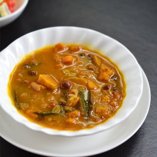 Pumpkin Black Chickpeas Curry - Recipe photo by Indian Khana
