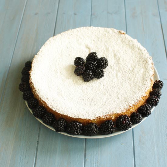 Tarta de Santiago - Recipe photo by eatthinkbemerry