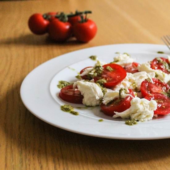 Tomato and Mozzarella Salad - Recipe photo by EatLikeYouLoveYourself