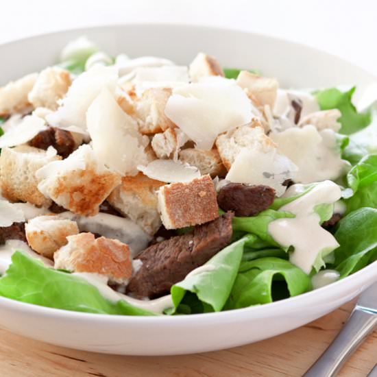 Beef, Croutons and Parmesan Salad - Recipe photo by Fotokulinarnie