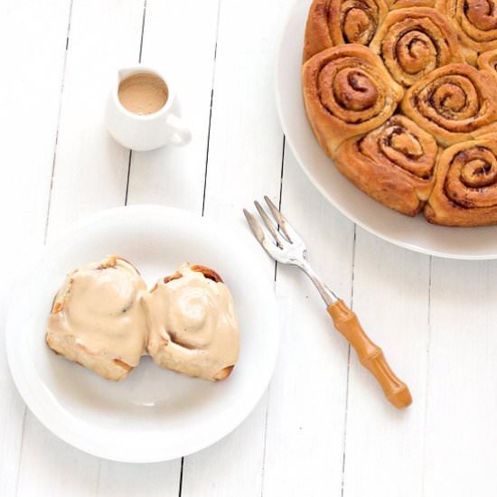 Cinnamon Rolls with Coffee Frosting - Recipe photo by ChillyFrosting