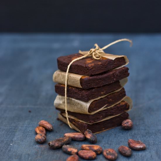 Fudgy Raw Brownies - Recipe photo by Can Caramelo
