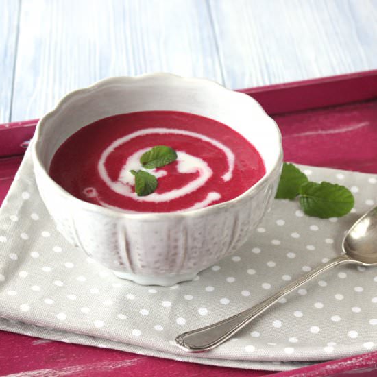 Beet Soup - Recipe photo by madamexicaras