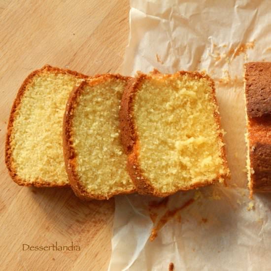 Fluffy Vanilla Pudding Cake - Recipe photo by Dessertlandia