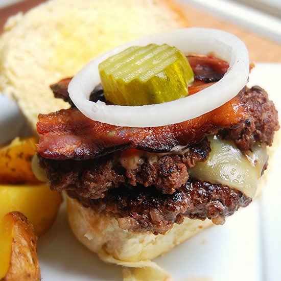 Bacon & Cheese Smashburger Sliders - Recipe photo by theunmanlychef
