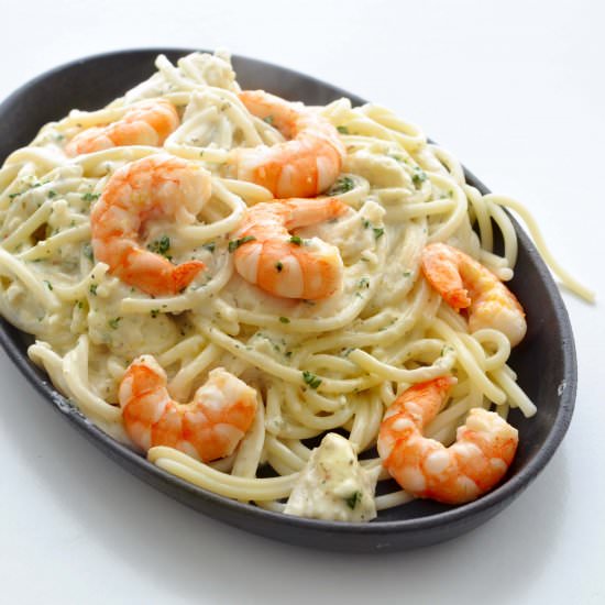 Spaghetti in Creamy Garlic Sauce - Recipe photo by Tony Rose