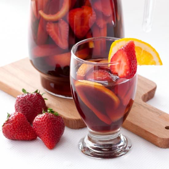 Classic Sangria - Recipe photo by Fotokulinarnie