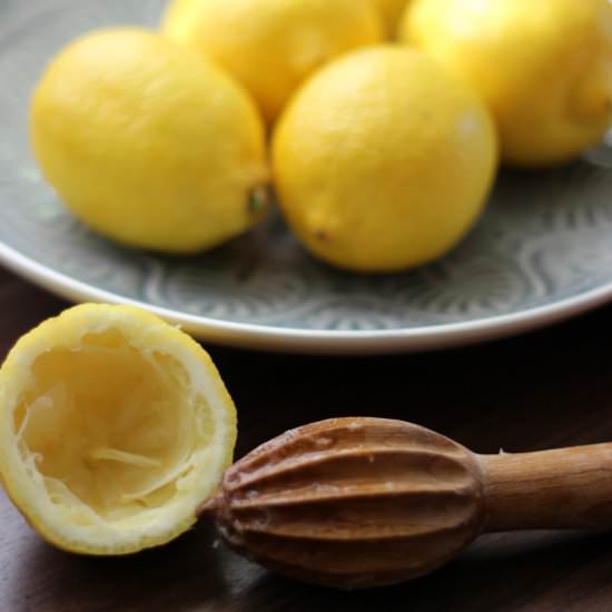 Ultimate Guide to Freezing Lemons - Recipe photo by moralfibres