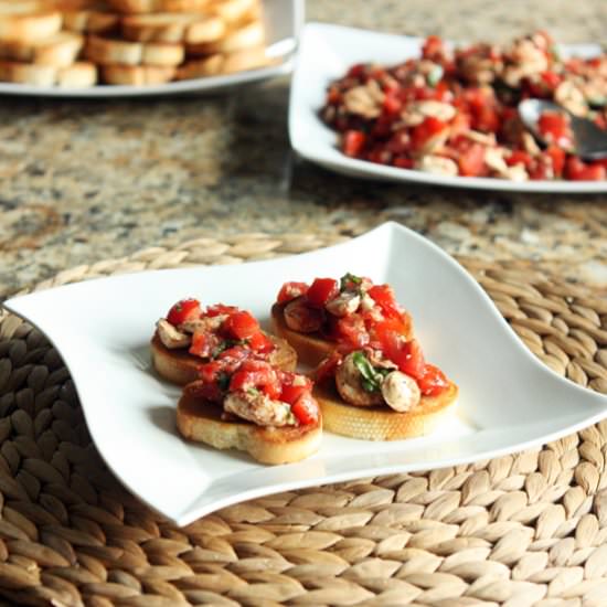 Bruschetta Mozzarella - Recipe photo by 30 Pounds of Apples